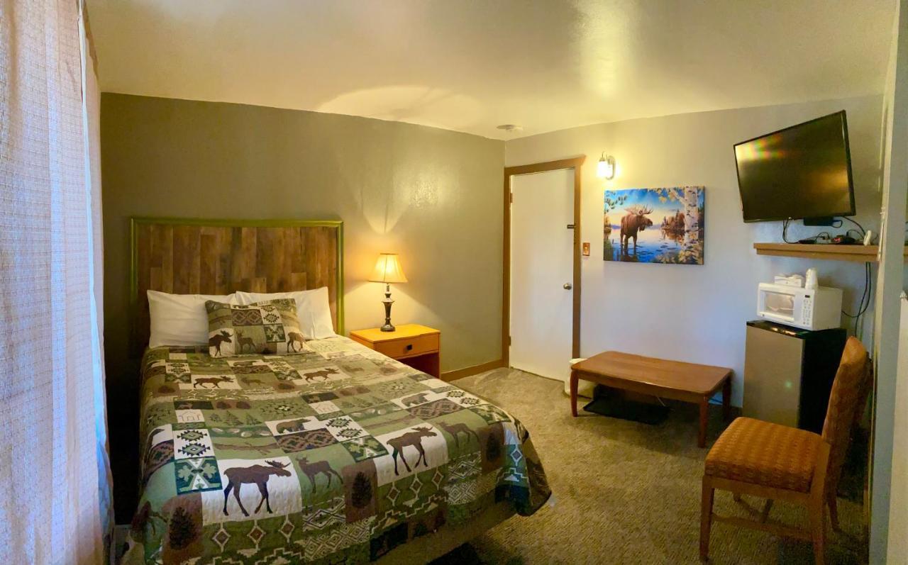 Moosehead Lodge Rangely Buitenkant foto