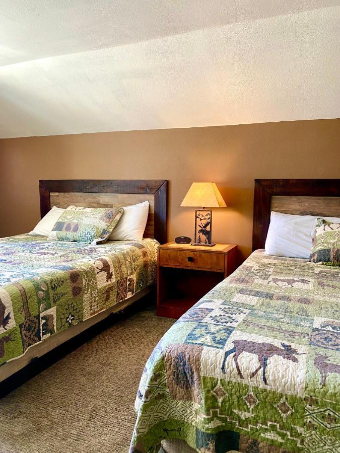 Moosehead Lodge Rangely Buitenkant foto