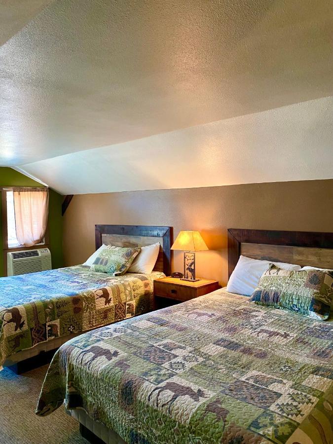 Moosehead Lodge Rangely Buitenkant foto